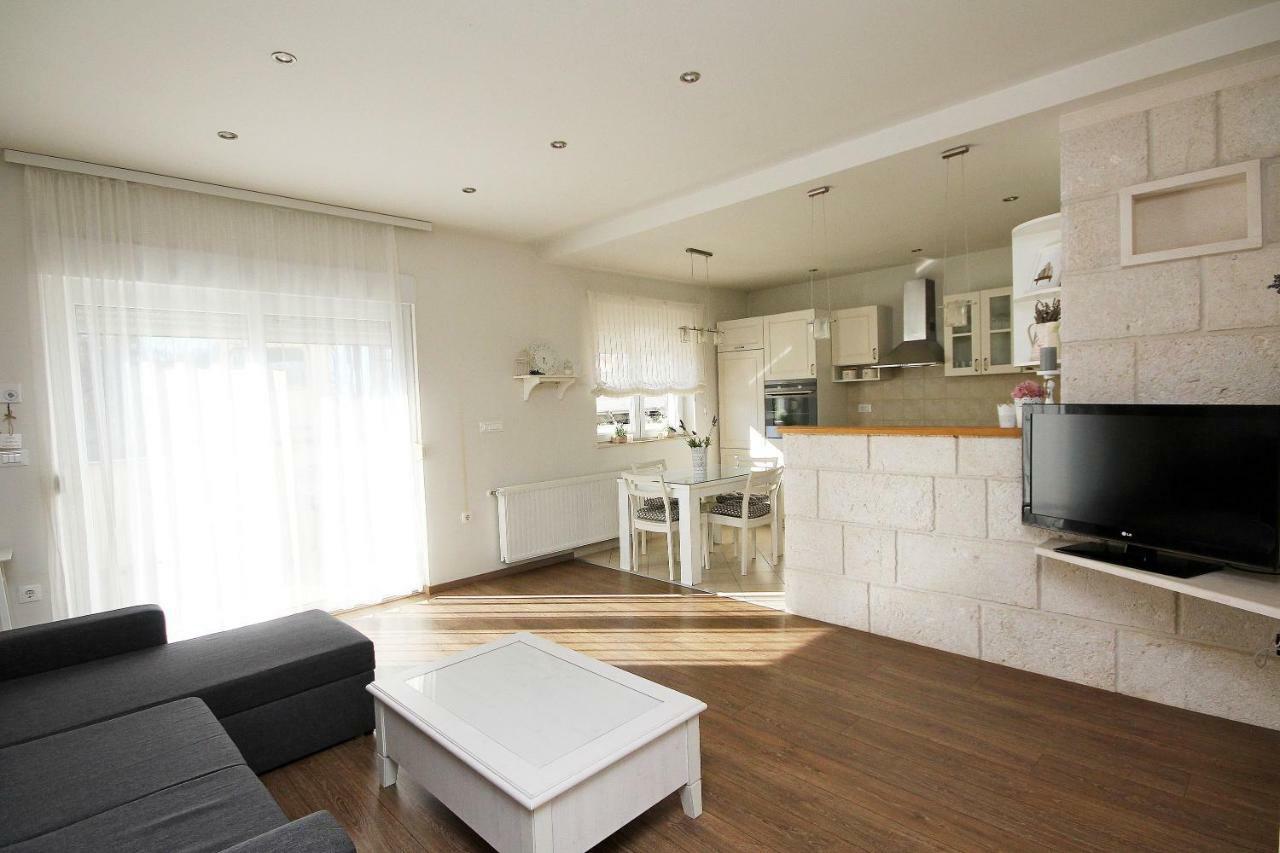 Apartmani Sulenta Tučepi Buitenkant foto