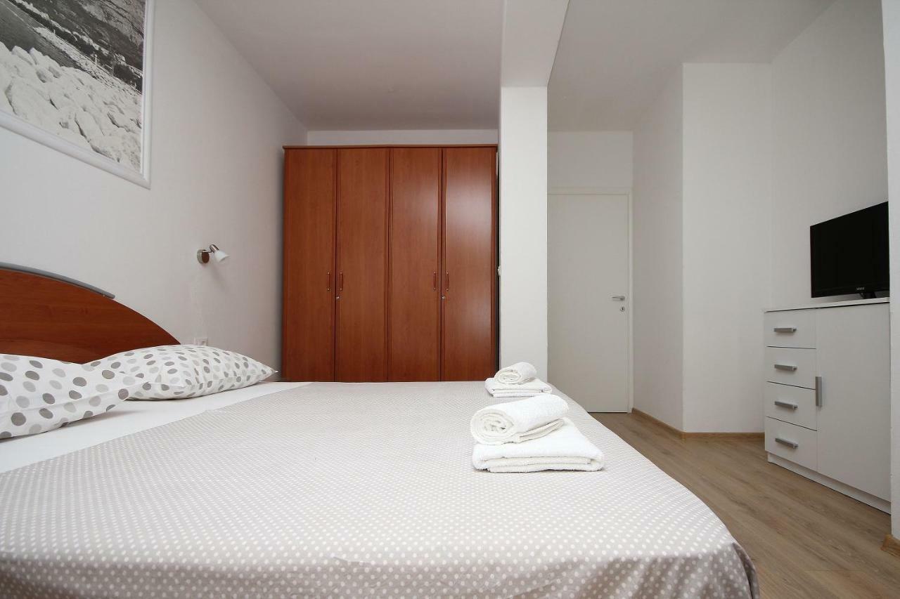 Apartmani Sulenta Tučepi Buitenkant foto